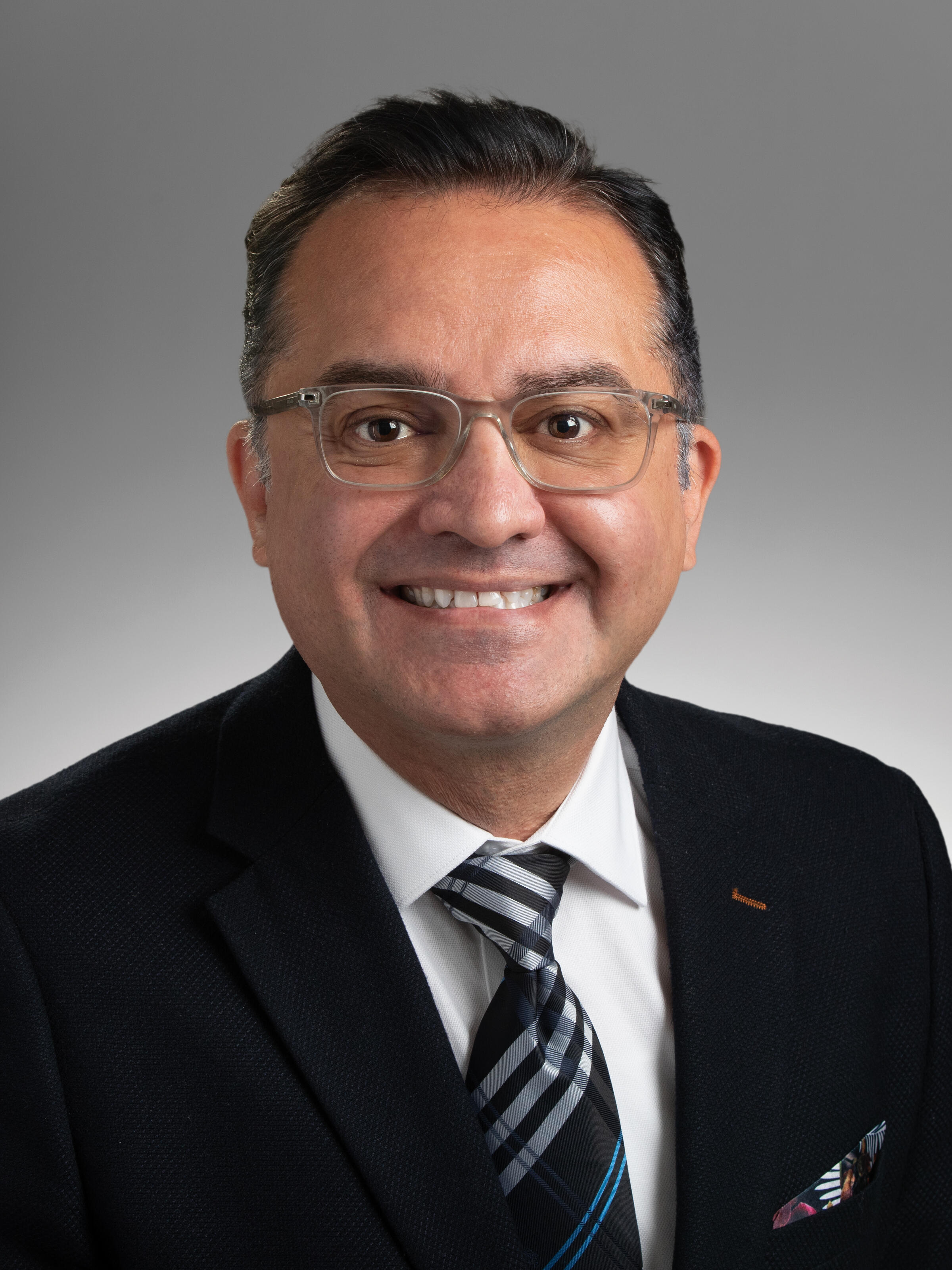 Ali Novin
