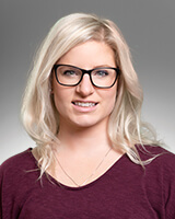 Danna Bossert headshot