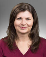 Mihaela Solien headshot